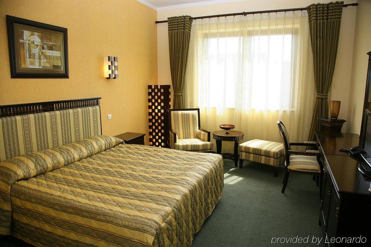 Tecadra 4* Pipera
